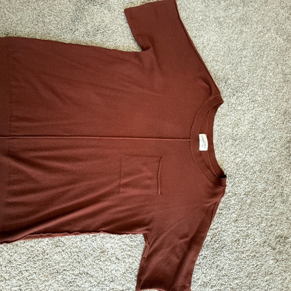 Short sleeve top